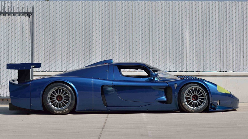Illustration for article titled The Maserati MC12 Versione Corse Is A Track-Only Car So Pretty It Makes An Enzo FXX Look Boring